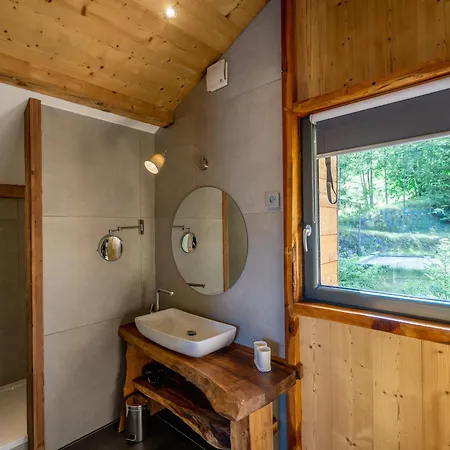 Spacieux, Parking - 14 Pers. Chalet